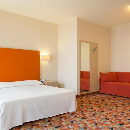 Hotel Royal Village 4*