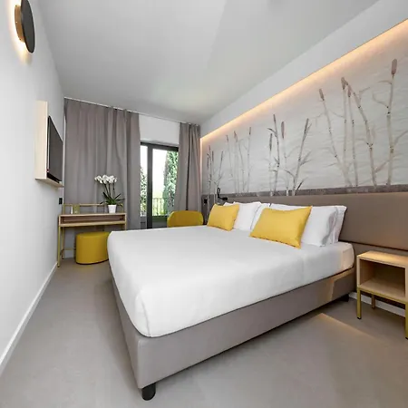 Hotel Royal Village 4*