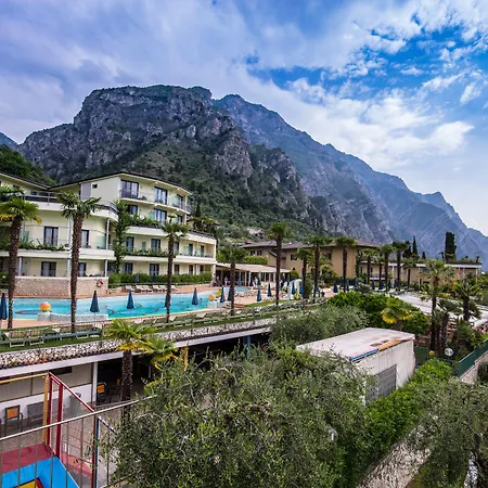 Royal Village Limone sul Garda