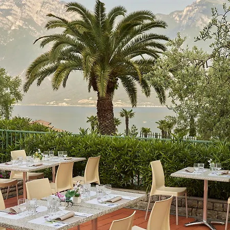 Royal Village 4* Limone sul Garda