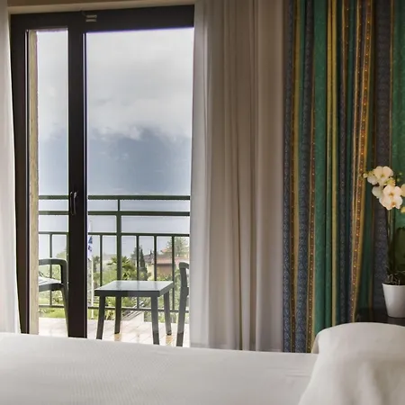Royal Village 4* 리몬네술가르다