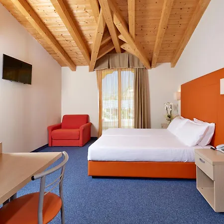 Royal Village 4* 리몬네술가르다