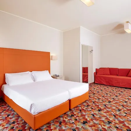 Royal Village 호텔 4*
