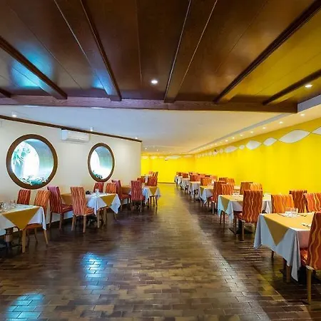 皇家乡村酒店 4* 利莫内-苏尔加达